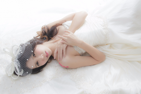 Zooey 1 Watermark