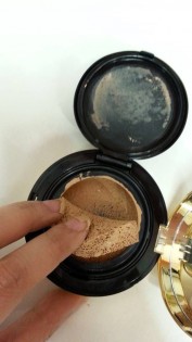 YSL Cushion 2