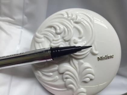 Mistine Eyeliner 3