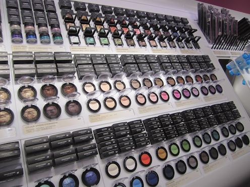 Kiko Eyeshadow shelf2