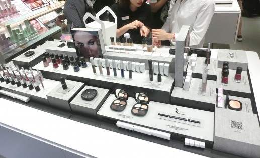 201609_kiko-mk-store4