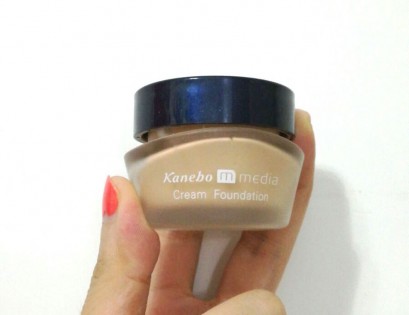 201610-media-cream-foundation-1